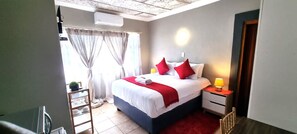 Room - TEE CEE MARVELOUS GUEST HOUSE (Thabazimbi)