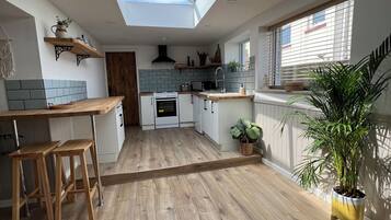 Fridge, microwave, oven, toaster