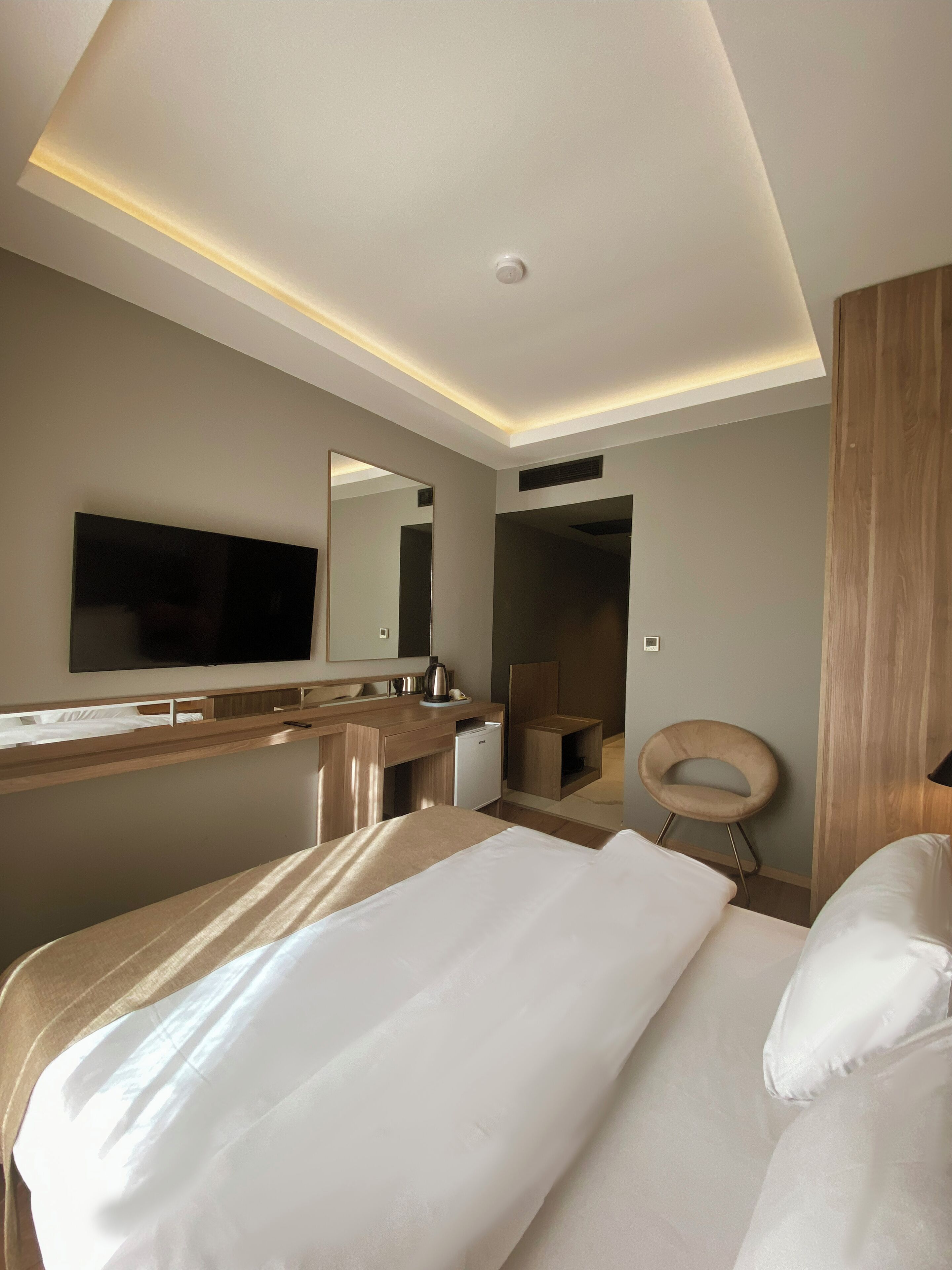 Superior-Zimmer, 1 Queen-Bett, Blick auf den Innenhof | Hochwertige Bettwaren, Minibar, schallisolierte Zimmer, kostenloses WLAN