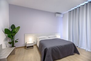 2 chambres, bureau, lit parapluie, Wi-Fi gratuit