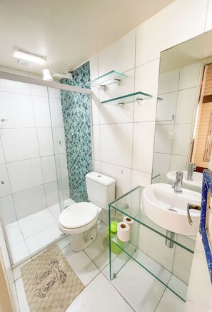 Bathroom - Casa com Piscina a 40 metros do Mar by La Playa (Ipojuca)