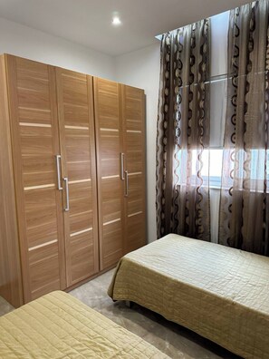 2 Schlafzimmer, Bügeleisen/Bügelbrett, WLAN, Bettwäsche