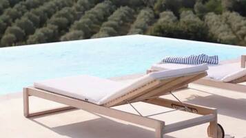 Piscina all'aperto