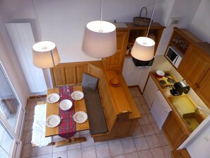 Réfrigérateur, micro-ondes, four, lave-vaisselle