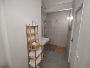 Comfort Double Room | Free WiFi - Yac Aventures (Dargoire)