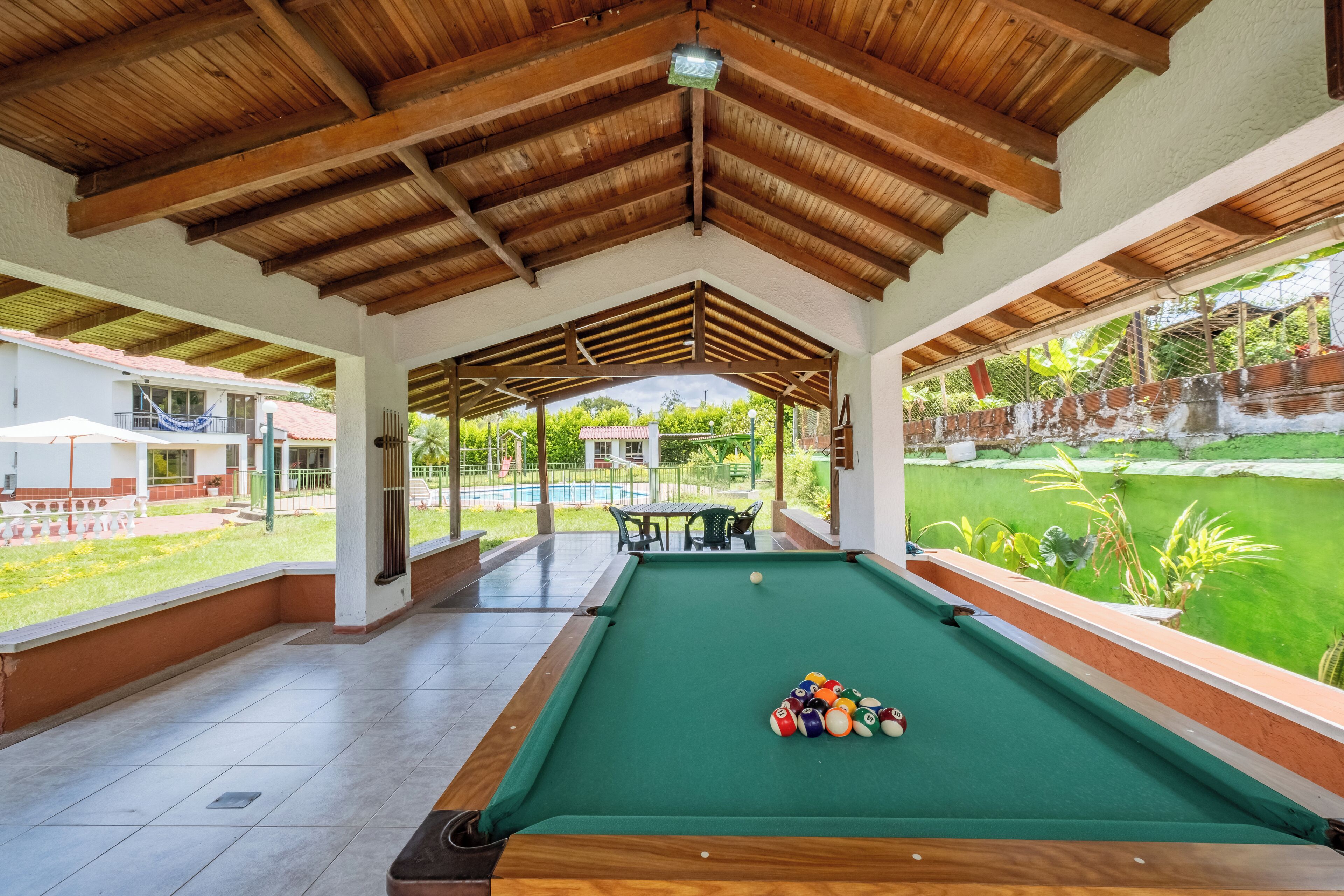 Children’s play area – outdoor