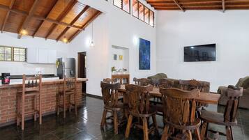 Basic Chalet, 4 Bedrooms, Pool Access, Garden Area | Living area