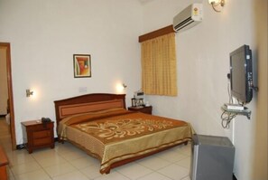 Deluxe Double Room | Free WiFi