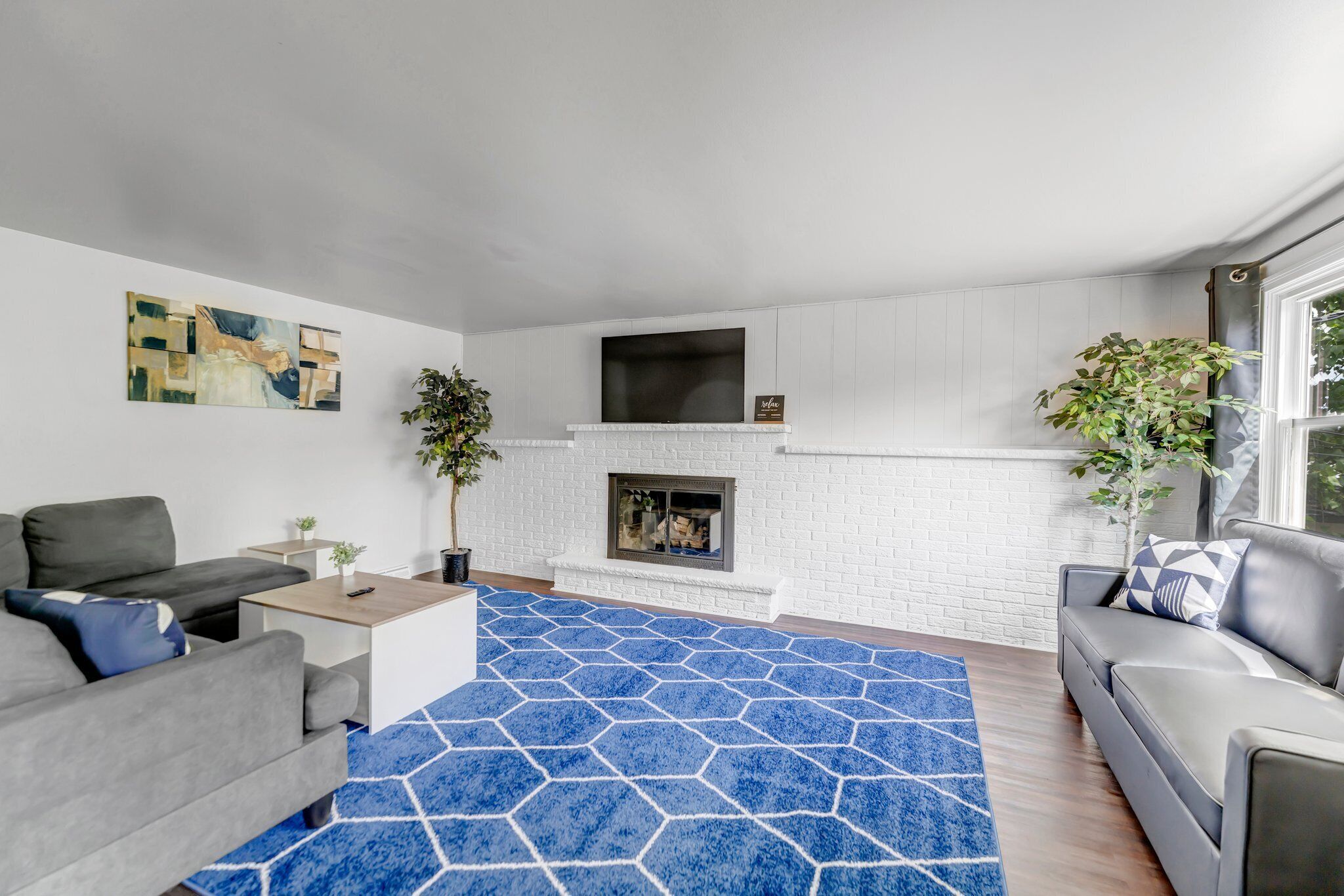 Close To Beach and Free Parking