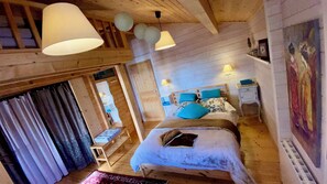 3 chambres, fer et planche à repasser, Wi-Fi, draps fournis