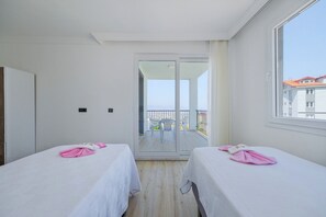 3 bedrooms, iron/ironing board, WiFi, bed sheets - Ferien Villa in Fethiye Mit Privat Pool und Meerbick (Fethiye)