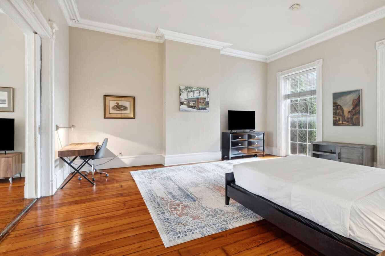 1 bedroom, desk, iron/ironing board, travel cot