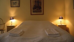 Classic Double Room, Mountain View | WiFi (free) - Singerheimen (Stryn)