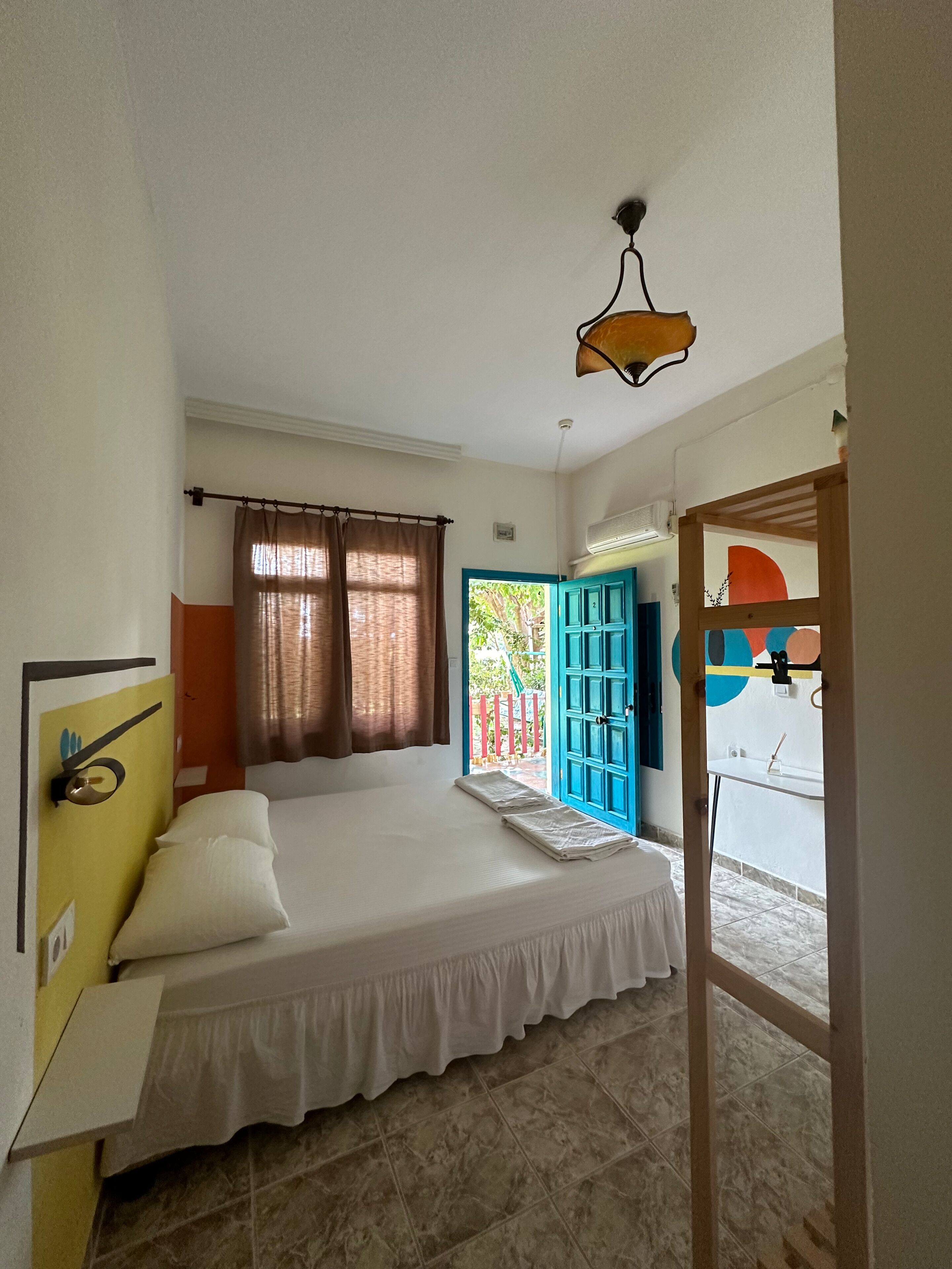 Chambre Double Classique, vue jardin | Décoration personnalisée, bureau, chambres insonorisées, Wi-Fi gratuit