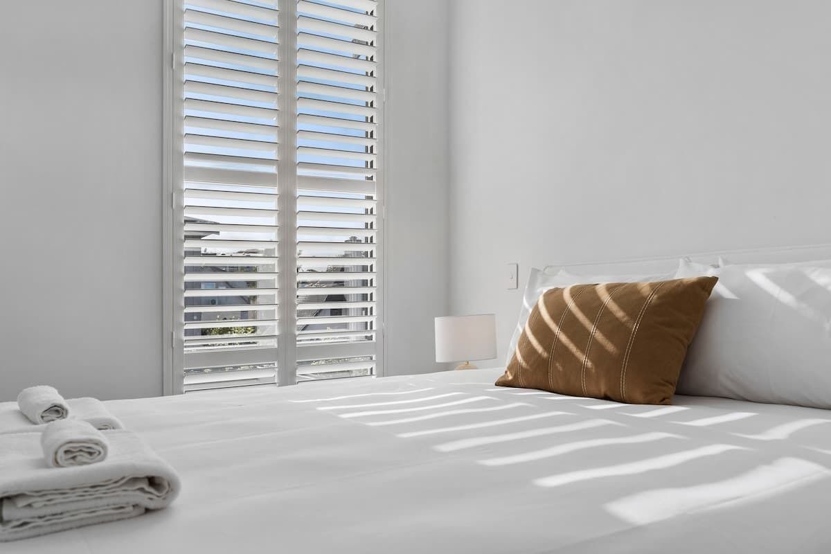 2 bedrooms, iron/ironing board, travel cot, WiFi