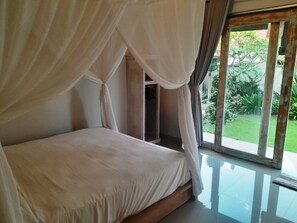 Schreibtisch, schallisolierte Zimmer, kostenloses WLAN