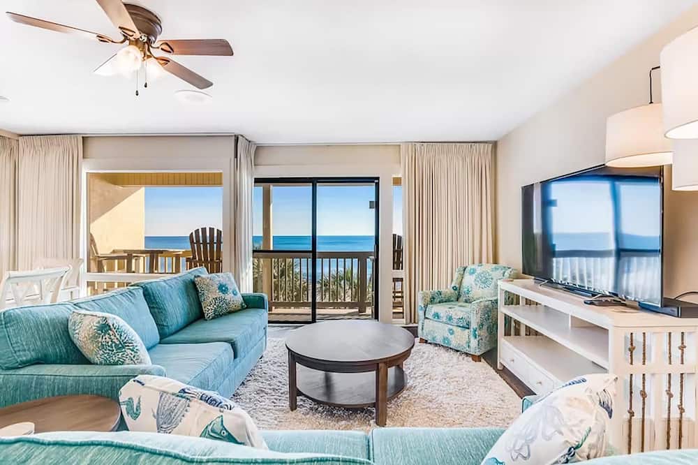 Latitude 29 #36 - Laguna Beach, FL