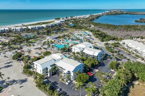 Exterior - Villa 3237 Captiva Island Escape: Updated Condo with Pool, Steps to Beaches (Captiva)