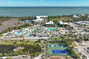 Exterior - Villa 3237 Captiva Island Escape: Updated Condo with Pool, Steps to Beaches (Captiva)