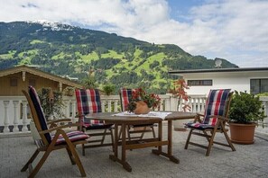 Outdoor dining - Apart Silvana (Gerlosberg)