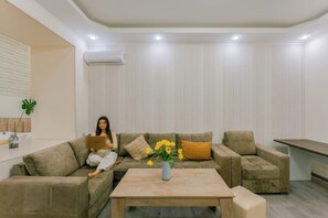 Interior - Chic 1BR Oasis/Self-Checkin (Yerevan)