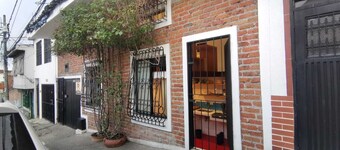 ESTUDIO HERMOSO ECONOMICO BARRIO SAN ANTONIO CALI A POCAS CUADRAS DE TODO