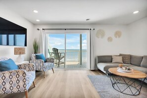 Smart TV, DVD player, books