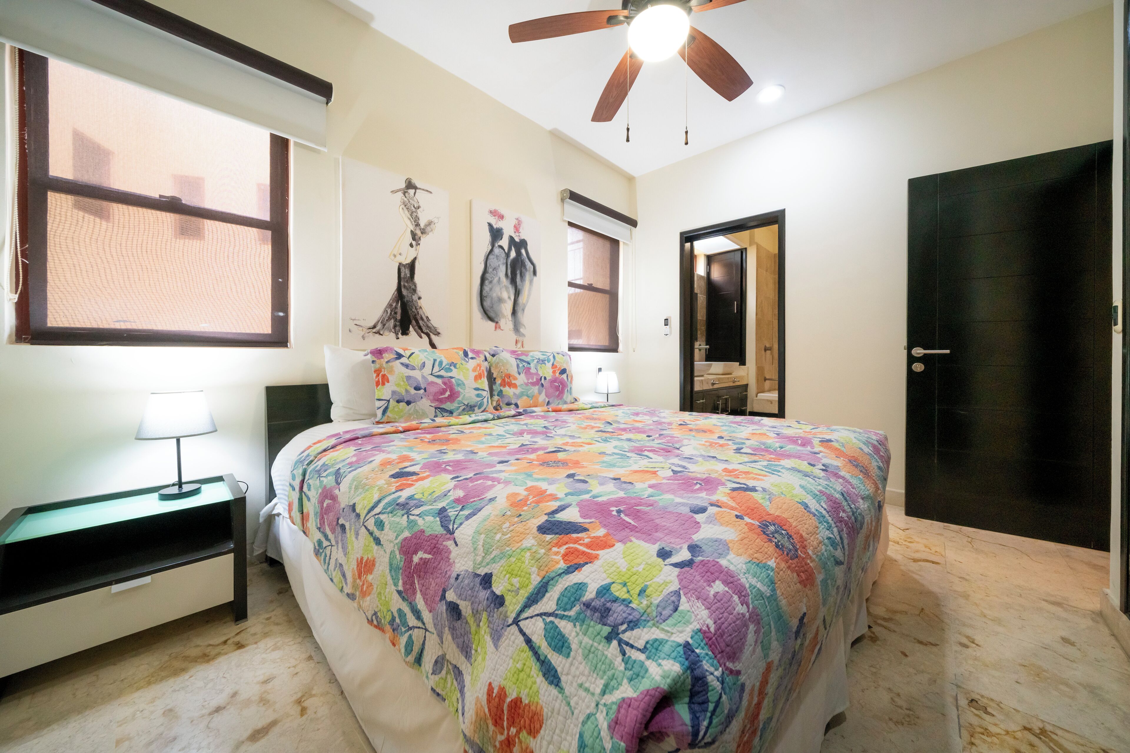 华丽公寓, 阳台, 海滩景观 | 1 多间卧室、客房内保险箱、免费 WiFi