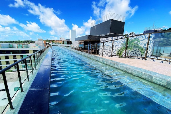 Deluxe Apartment | Pool | Outdoor pool