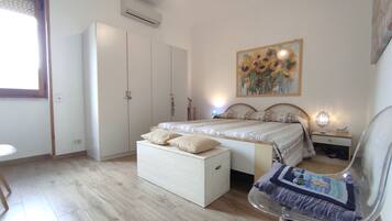 3 camere, ferro/asse da stiro