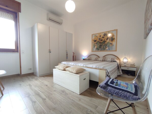 3 Schlafzimmer, Bügeleisen/Bügelbrett