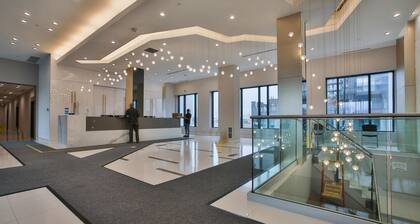 Newly Furnished 1BR Suite w Balcony & Free Parking