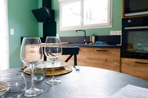 Dining - Detached house with jacuzzi (La Sauvetat-du-Dropt)