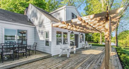 Esther House - Beautiful, Newly Renovated Lakehouse on Paw Paw Lake
