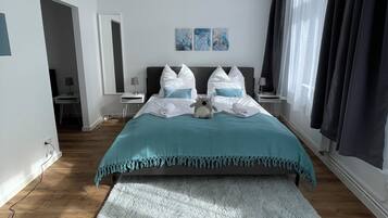 2 多间卧室、办公桌、熨斗/熨衣板、免费 WiFi