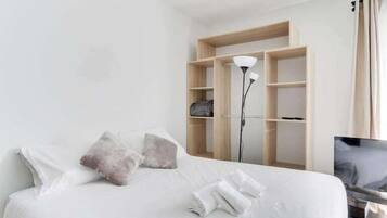 Planxa i posts de planxar, Internet i roba de llit