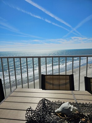 Property grounds - Romantic, Comfy, Beach Condo W/ Majestic Views! (Murrells Inlet)