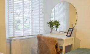 Apartment | 2 Schlafzimmer, Bügeleisen/Bügelbrett, kostenloses WLAN, Bettwäsche