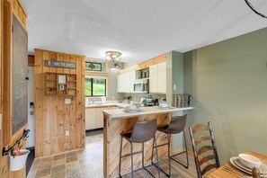 Micro-ondas, fogão, cooktop, lava-louças