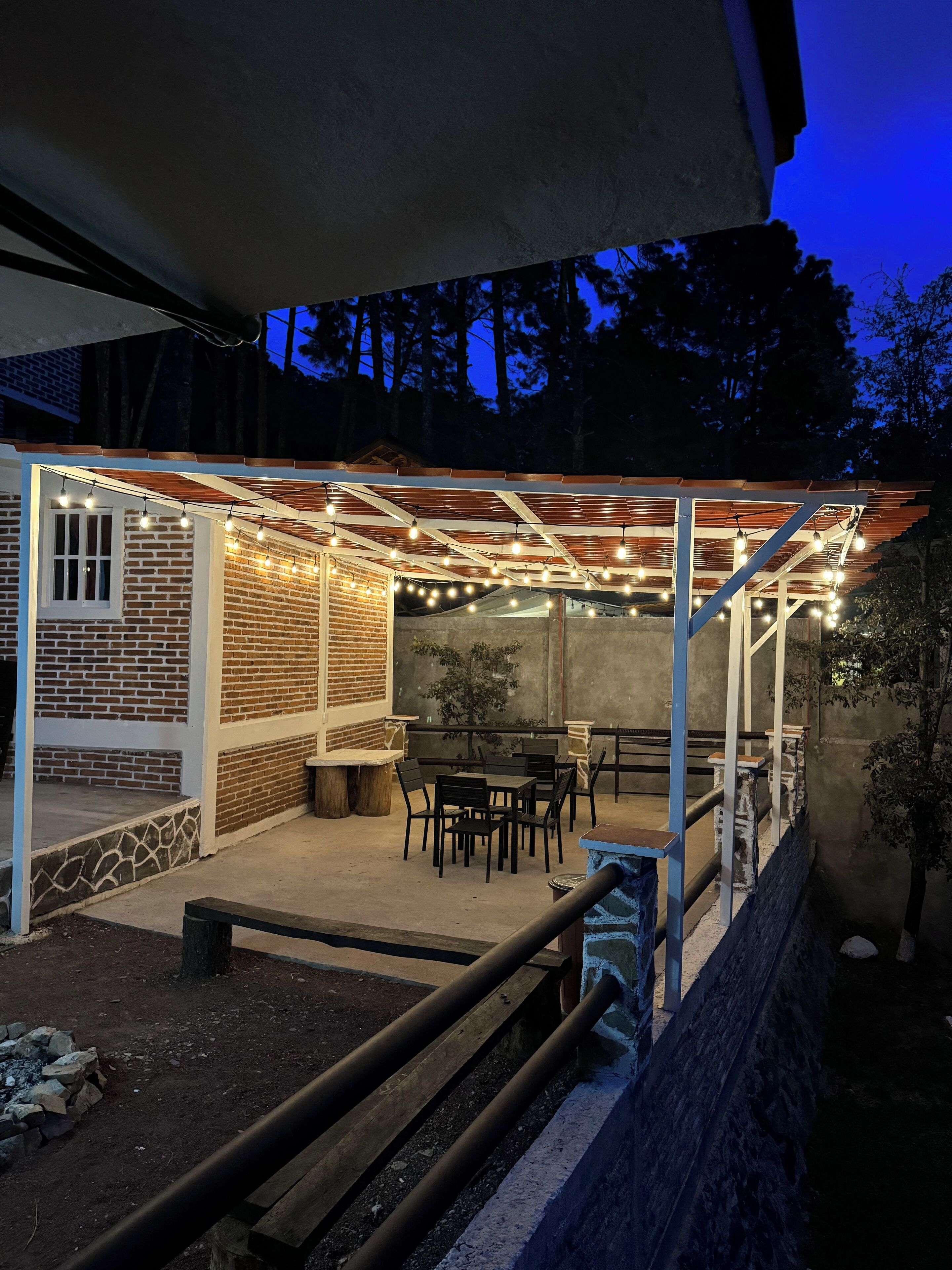 Aire de pique-nique/barbecue