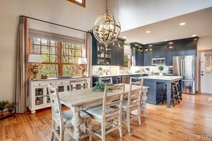 Dining - Fern Cliff - A cozy retreat in Cashiers (Cashiers)