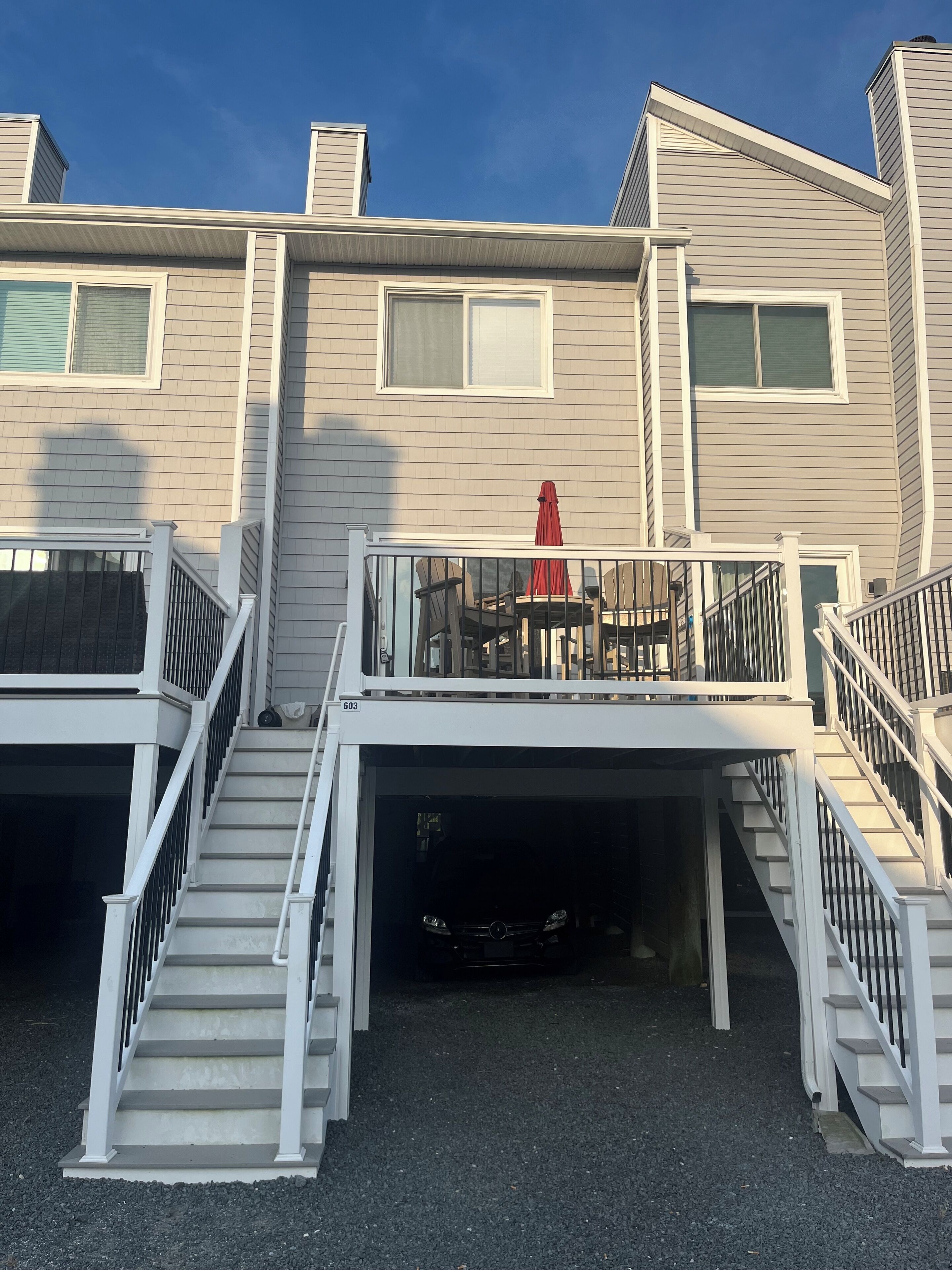 4 BR, Best Location, Pool, Bay Side, 2 Balconies, Next to Rusty Rudder!
