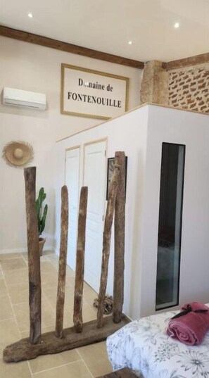 2 bedrooms, bed sheets - Location Petit Loft Dans Vaste Domaine (Esparron)