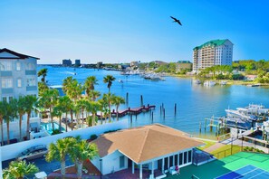 Exterior - Dolphin Point #601A ~Harbor View! ~Private Beach Access! ~Pool! ~Pickleball! (Destin)