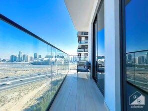 Appartement (2 Bedrooms) | Balcon