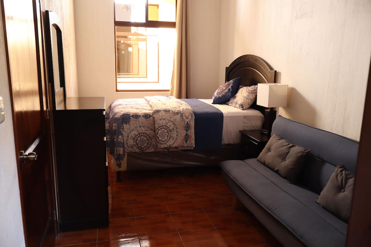 Deluxe Bungalow, Patio, Garden View | 1 bedroom, free WiFi, bed sheets