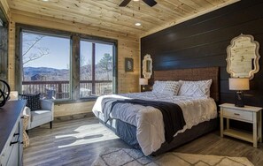 1 soverom, strykejern/-brett, reiseseng for barn og wi-fi (inkludert)