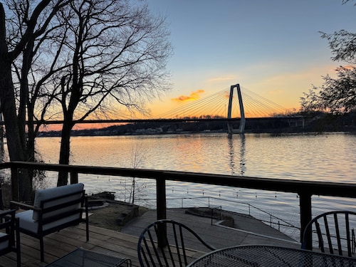 The River Hideaway : Relax, Stay & Play