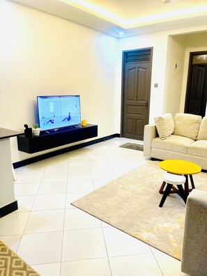 Apartment | Living area - Cozy Kampala Apartment With City Views (Kampala)