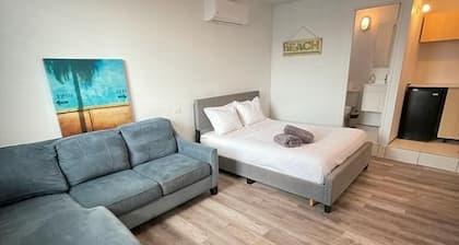 Las olas beach studios